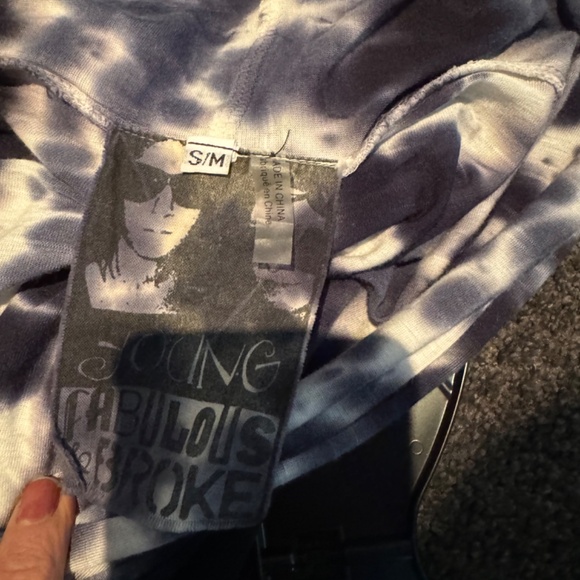 Top - Picture 5 of 5